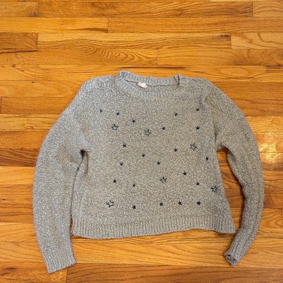 Gray Star Pattern Sweater - Picture 1 of 2
